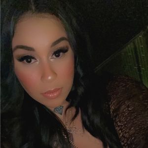 Meet your Posher, Emmalynn